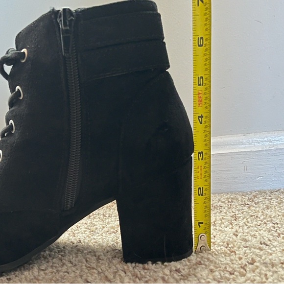 🦇🌖 Witchy Black Goth Boots - Picture 3 of 3